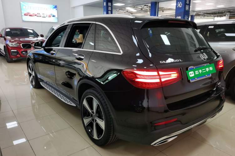 Used Mercedes-Benz GLC 2019 GLC 300 L 4MATIC Dynamic Model