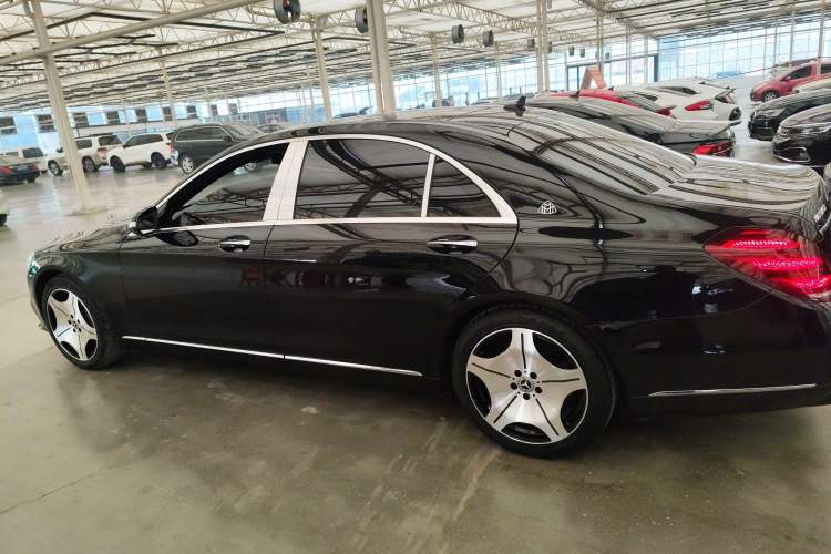 Used Mercedes-Benz S-Class 2018 S 320 L
