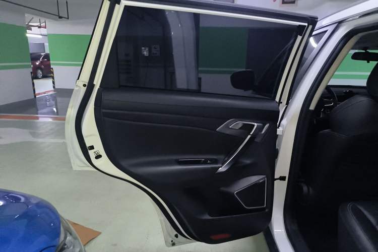 Used Geely Auto Emgrand X7 Sport 2021 Million Edition 1.8TD DCT Two-Wheel Drive Comfort Model
