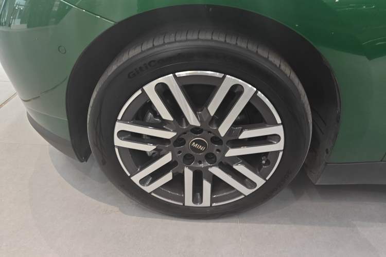 Used  Electric MINI COOPER 2024 456km COOPER E Classic Edition