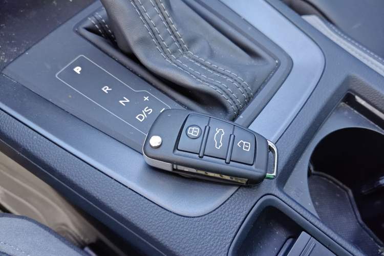 Used Audi Q3 2024 40 TFSI Fashion Dynamic Model
