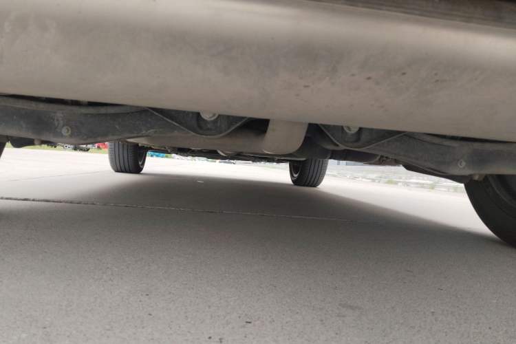 Used Dongfeng Aeolus Huge 2022 Mach Dual-Motor 1.5T MHD Dare-to-Dream Edition
