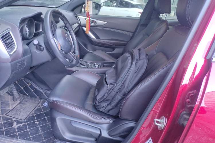 Used Mazda CX-4 2016 2.0L Automatic 2WD Blue Sky Luxury Edition
