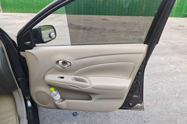 Used Nissan Sunny 2016 1.5XE CVT Leading Edition
