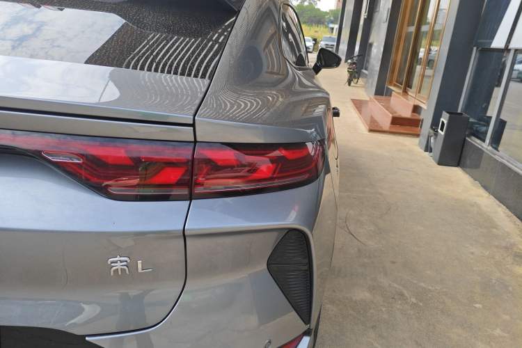 Used BYD Song L EV 2025 602 km All-Wheel Drive Intelligent Driving Version
