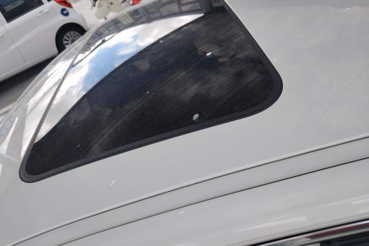 Used BMW 3 Series 2015 320Li Luxury Edition Fashion Model
