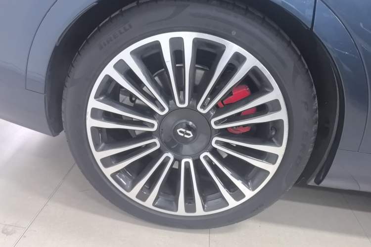 Used Hima AITO M9 2024 Range-Extended Ultra Version 52 kWh 6-Seater Model
