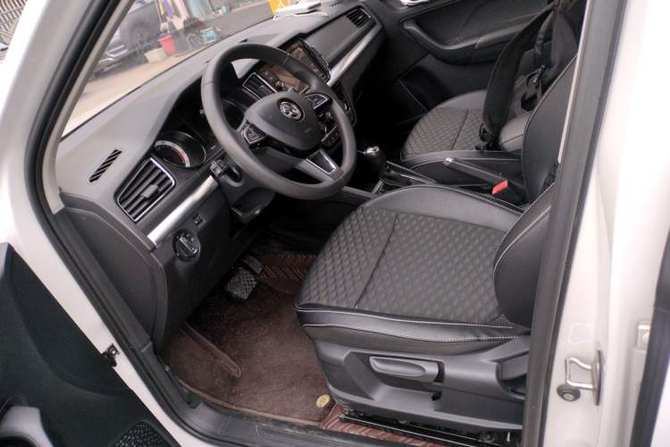 Used Skoda Kamiq 2018 1.5L Automatic Comfort Edition China VI Standard
