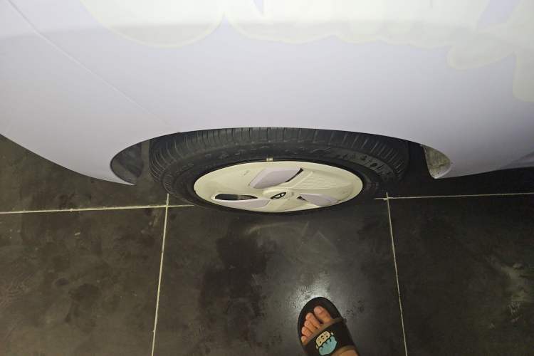 Used Chery QQ Ice Cream 2022 170km Sundae Phosphate Lithium-Ion
