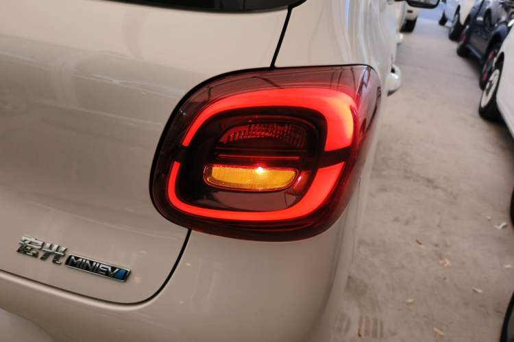 Used Wuling Hongguang MINIEV 2025 Four-Door Version Advanced Edition
