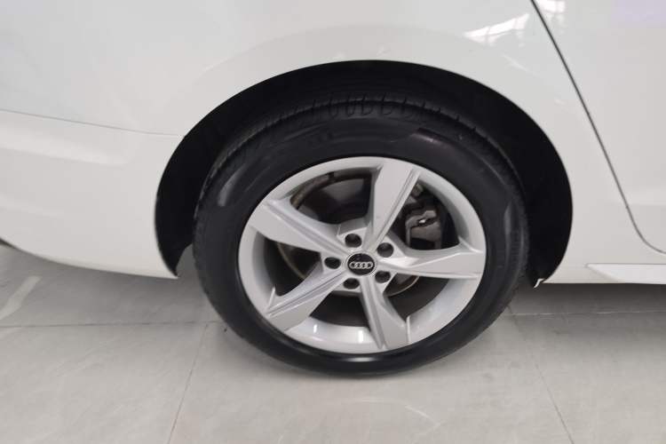 Used Audi A4L 2022 35 TFSI Fashion Dynamic Model
