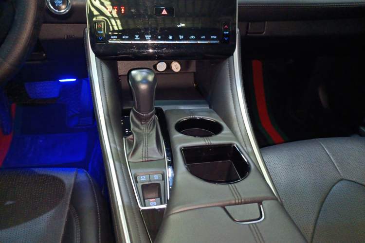 Used Toyota Avalon 2022 2.0L Luxury Edition
