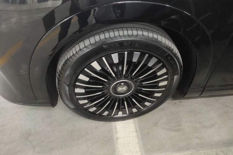 Used XPeng X9 2025 740 Ultra-Long Range Max
