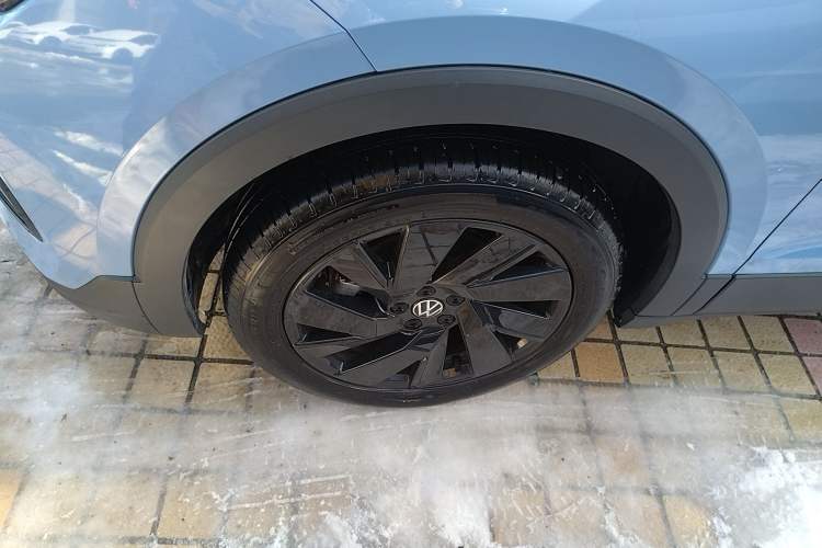 Used Volkswagen Tharu 2025 NewRui 300TSI Prestige Edition
