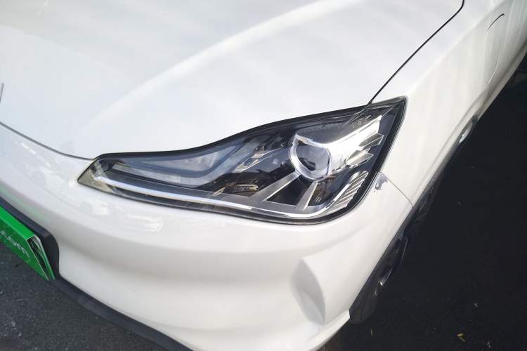 Used NETA V 2021 Long-Range Entertainment Edition Upgrade Model
