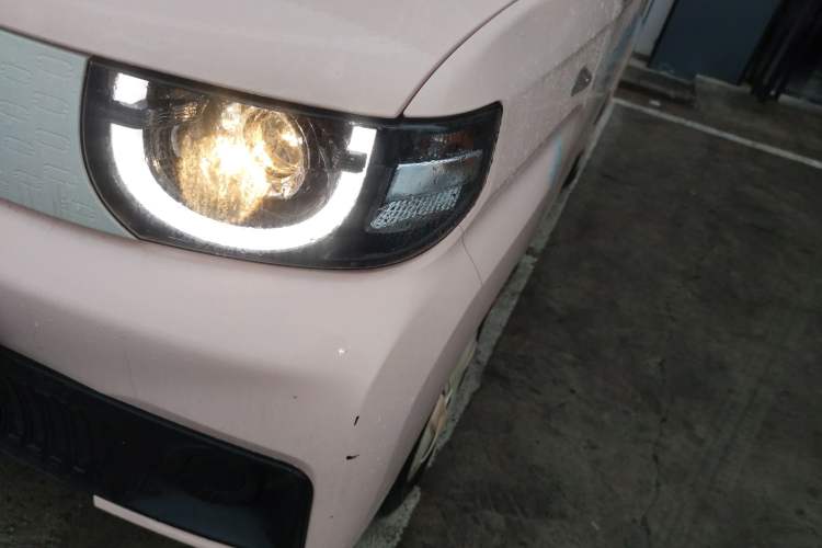 Used Chery QQ Ice Cream 2022 170km Sundae Phosphate Lithium-Ion