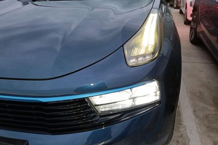 Used Lynk & Co 01 2019 2.0T Two-Wheel Drive Zhaopu Version China VI Standard
