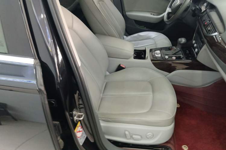 Used Audi A6L 2014 30 FSI Technology Model
