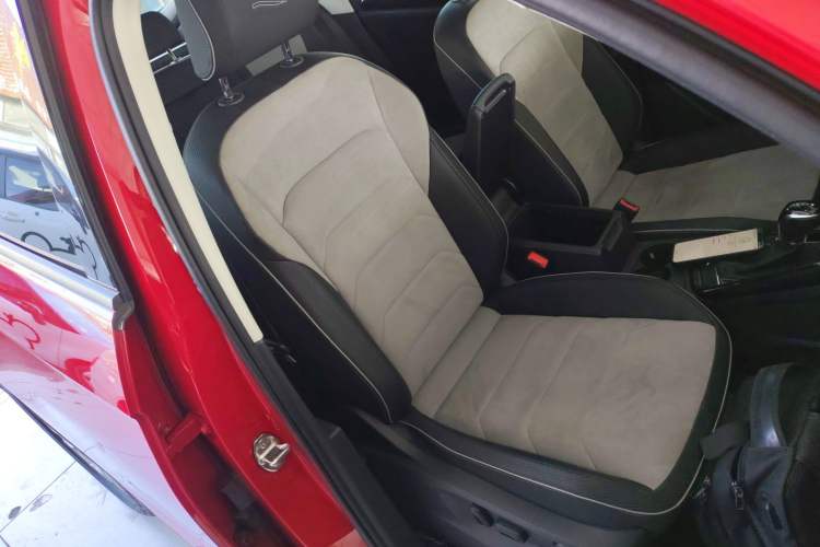 Used Volkswagen Tayron X 2020 330TSI Two-Wheel Drive Luxury Smart Connectivity Version
