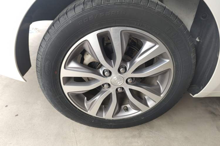 Used Buick GT 2019 18T Automatic Connected Elite Model China VI Standard