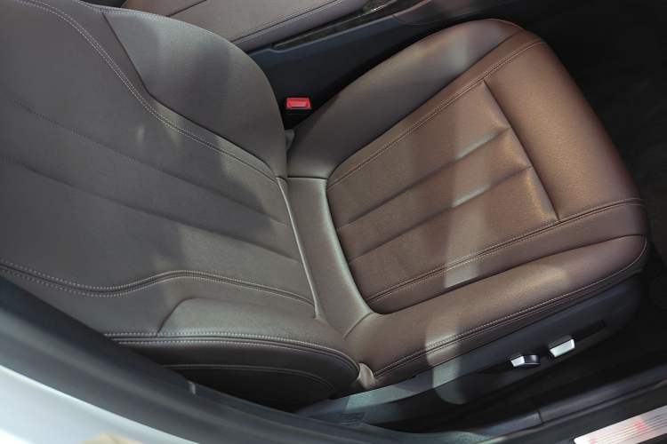 Used BMW 5 Series 2020 525Li M Sport Package
