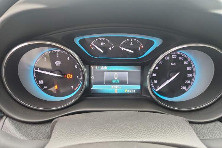 Used Buick Envision 2015 20T Two-Wheel-Drive Leading Model
