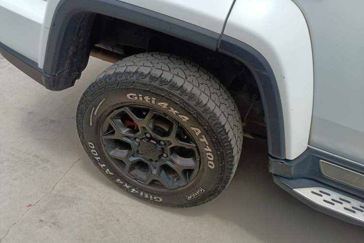 Used Beijing Auto BJ40 2021 2.0D Automatic Four-Wheel Drive Blade Hero Edition Adventurer Type
