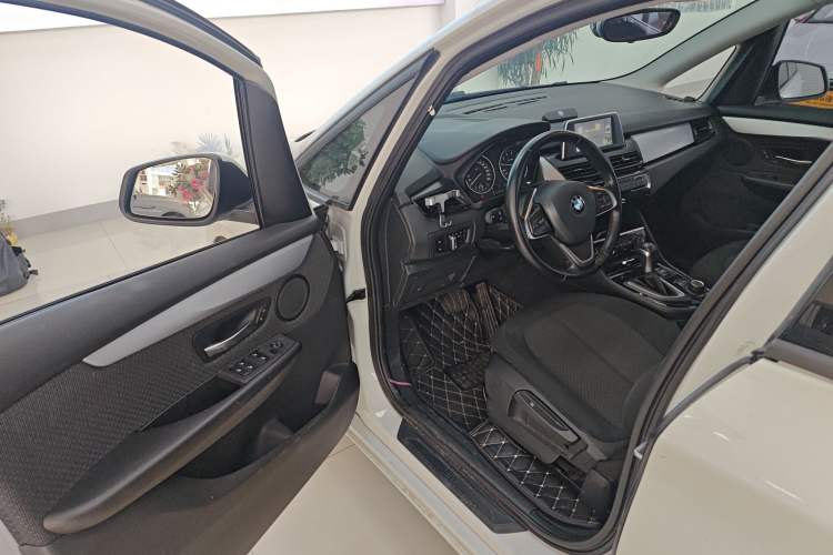 Used BMW 2 Series Active Tourer 2016 218i Fashion Model
