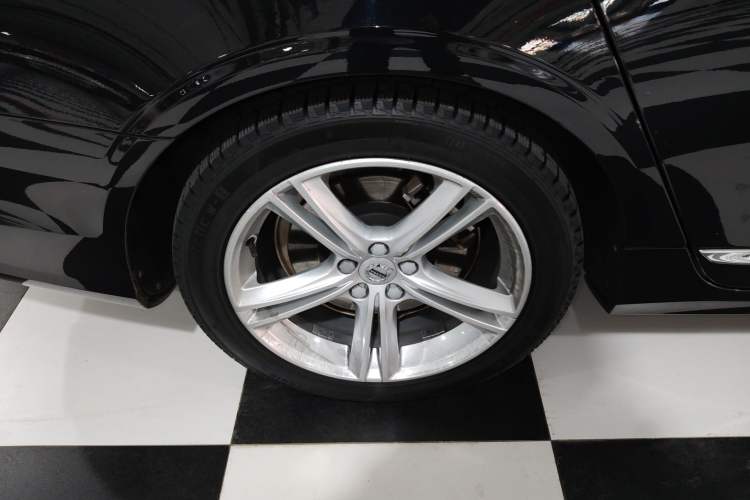 Used Volvo S90 2019 T5 Zhiyi Edition
