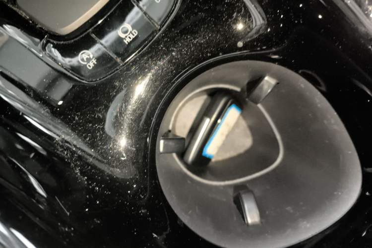 Used Toyota IZOA 2020 2.0L Yichi Version