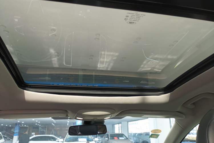 Used Ford Edge 2017 EcoBoost 245 Two-Wheel-Drive Sporty 7-Seater