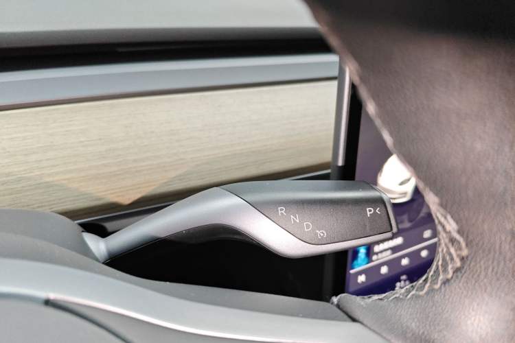 Used Tesla Model 3 2022 Rear-Wheel-Drive Version
