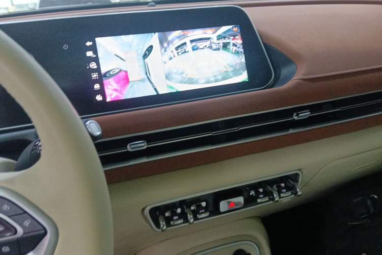 Used ORA Good Cat 2024 401 km Range Luxury Version 135 kW