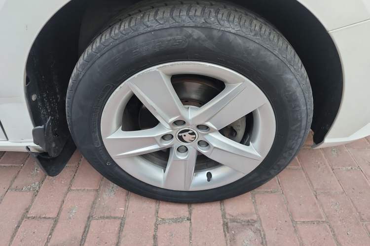 Used Skoda Fabia 2017 1.4L Automatic Car Enjoy Edition