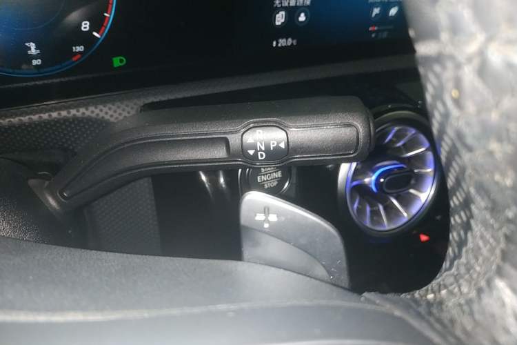 Used Mercedes-Benz A-Class 2022 Revised Version A 200 L Sport Sedan Fashionable Style