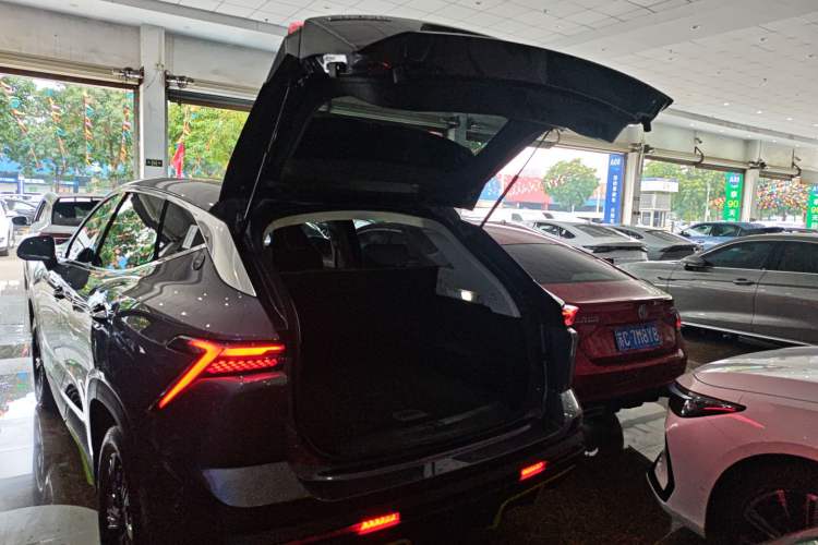 Used JETOUR Dashing 2025 1.5T DCT Beyond Edition
