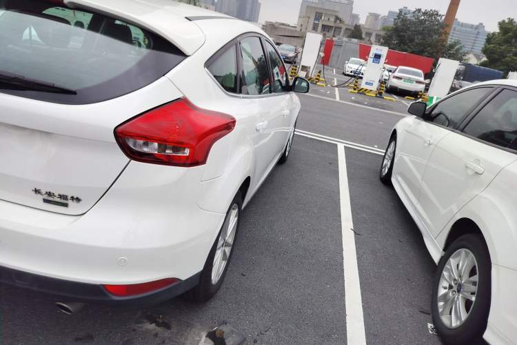 Used Ford Focus 2018 Hatchback Classic EcoBoost 180 Automatic Elite Model