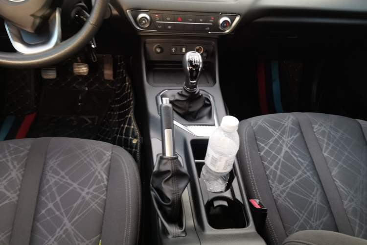 Used Great Wall King Kong Poer 2022 2.0T Manual Diesel Two-Wheel Drive Entrepreneurial Version Long Box Flat Bed – GW4D20M