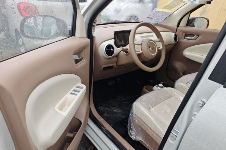 Used Wuling Hongguang MINIEV 2025 Four-Door Version Advanced Edition
