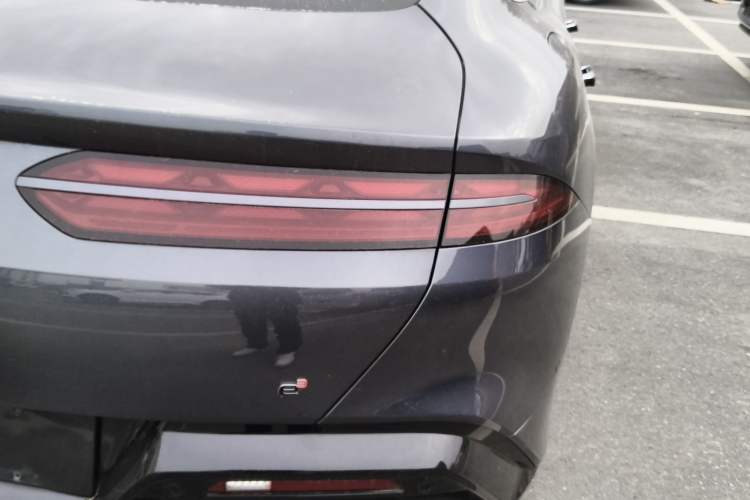 Used Denza Z9 2024 1100 km Four-Wheel Drive Max Version
