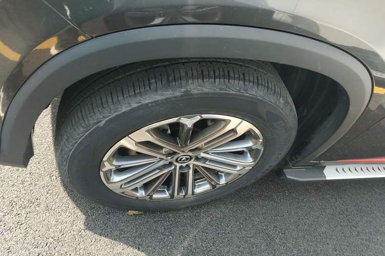 Used Changan CS75 PLUS 2022 1.5T Automatic Luxury Model
