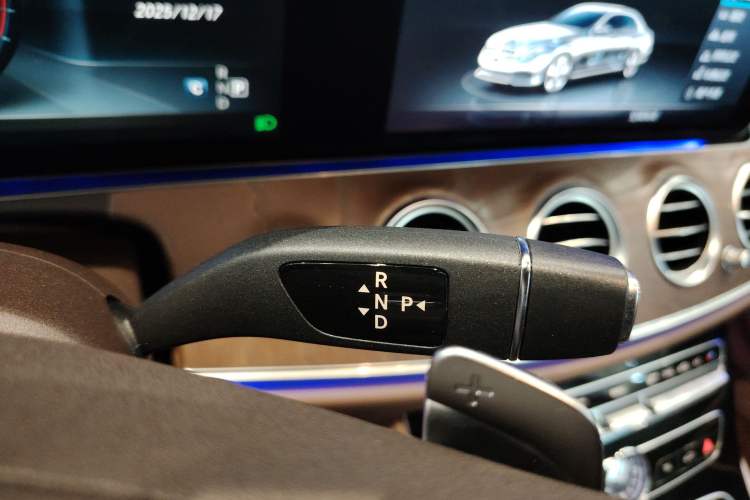 Used Mercedes-Benz E-Class 2016 E 300 L Luxury Model
