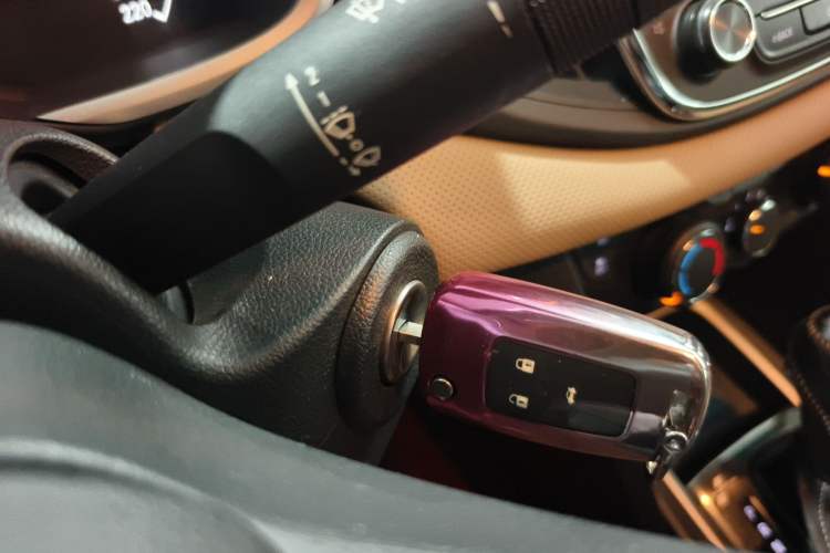 Used Chevrolet Monza 2020 320 Automatic Enjoyment Edition
