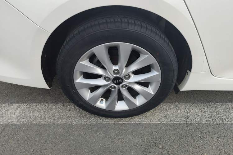 Used Kia K5 2016 1.6T Automatic LUX
