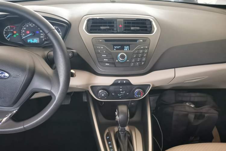 Used Ford Escort 2015 1.5L Automatic Comfort Model
