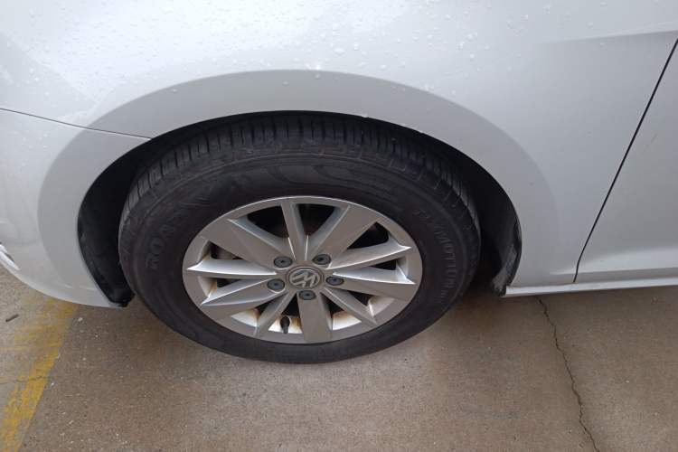 Used Volkswagen Golf 2016 1.6L Automatic Fashion Model