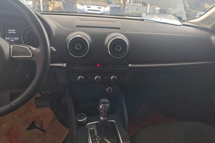 Used Audi A3 2016 Limousine 35 TFSI Ambition Edition
