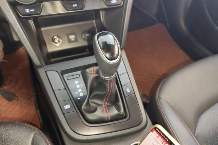 Used Hyundai Elantra 2019 1.4T Dual-Clutch Xuan Dong · Dynamic Model