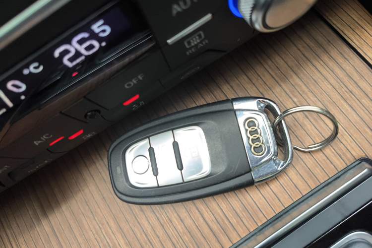 Used Audi A6L 2018 30th Anniversary Edition 30 FSI Style Model
