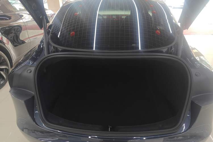 Used Tesla Model 3 2023 Rear-Wheel-Drive Version